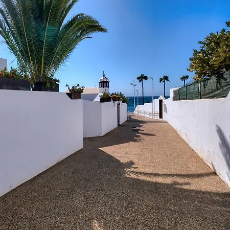 The Mermaid House- Dom wakacyjny Playa Honda (Lanzarote)